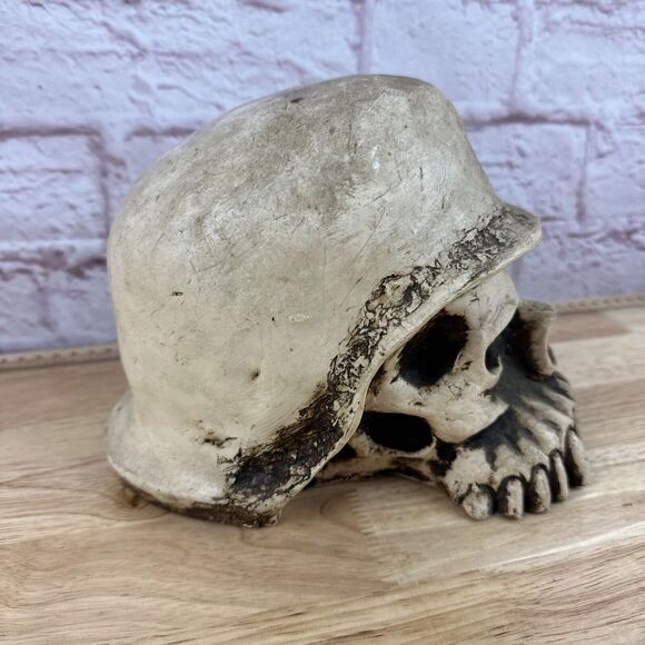 Metal Mulisha Life Size Skull Made 9/12/2011. Cracked. 7" Tall - Picture 8 of 10